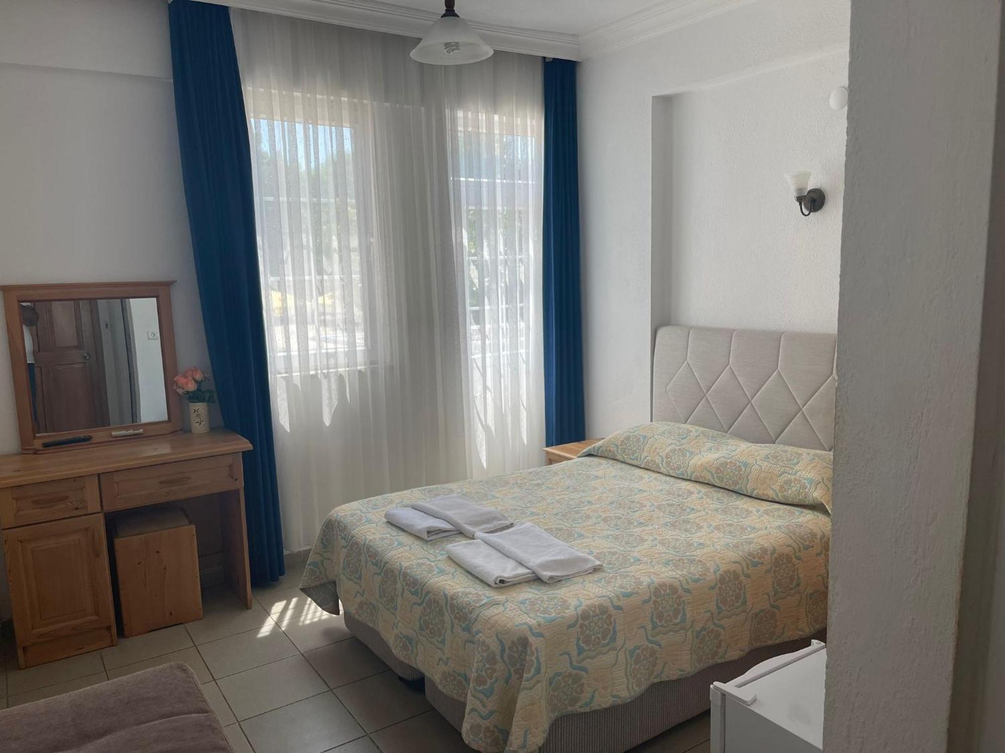 Tugay Otel 2*