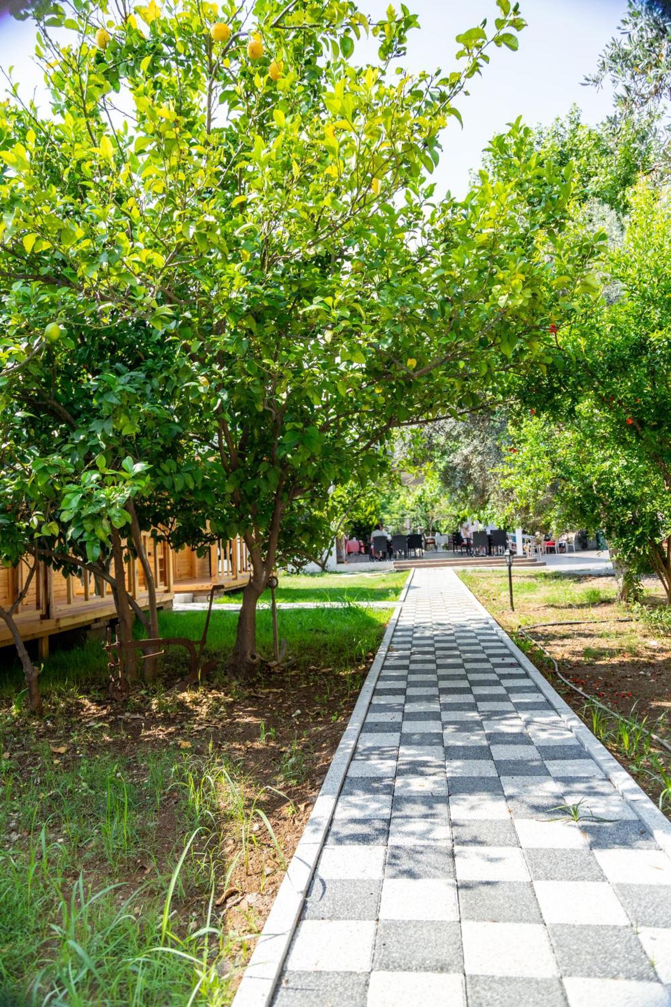 Tugay Otel